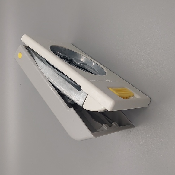 EK Success Snowman paper punch - Picture 5 of 6